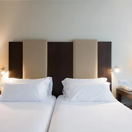 Nh Ciudad De Hotel 4*