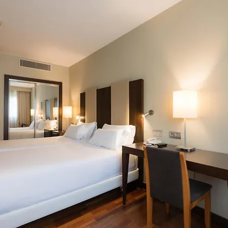 Hotel Nh Ciudad De 4*