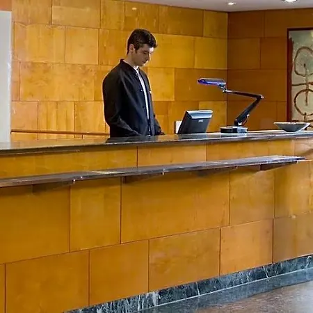 Ciudad De Hotel