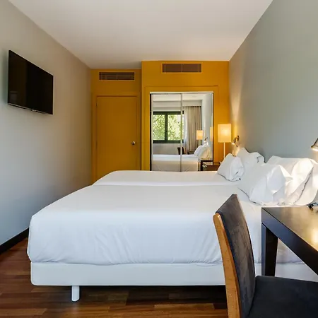 Hotel Ciudad De 4*