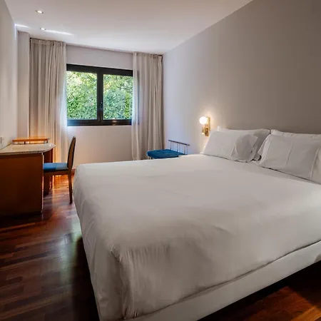 Ciudad De 4*