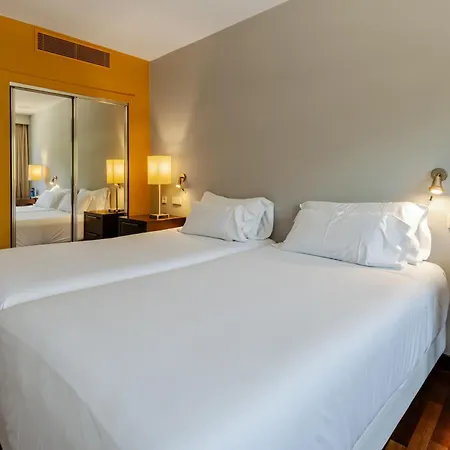 Hotel Ciudad De 4*