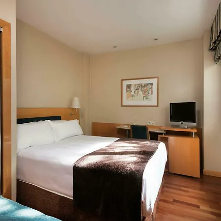 Hotel Nh Ciudad De 4*