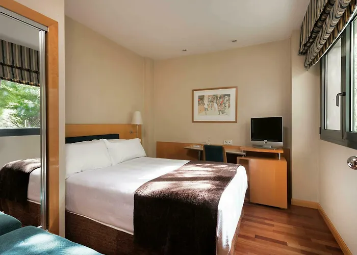 Hotel Ciudad De 4*